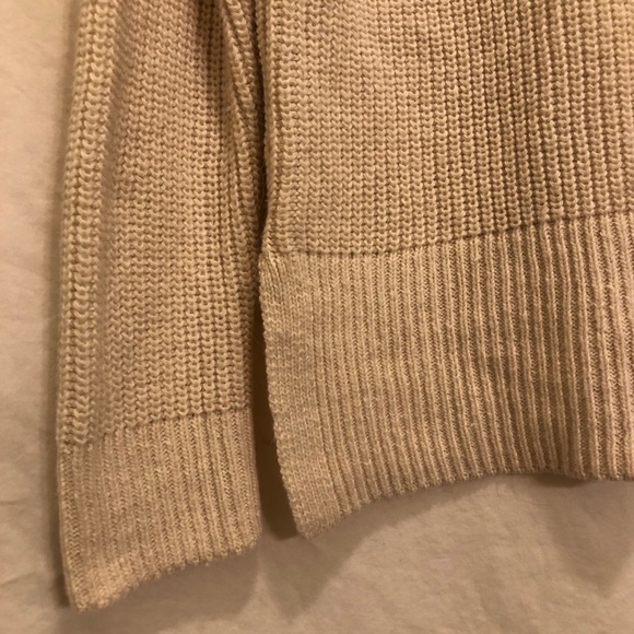 Sweater - Picture 3 of 4